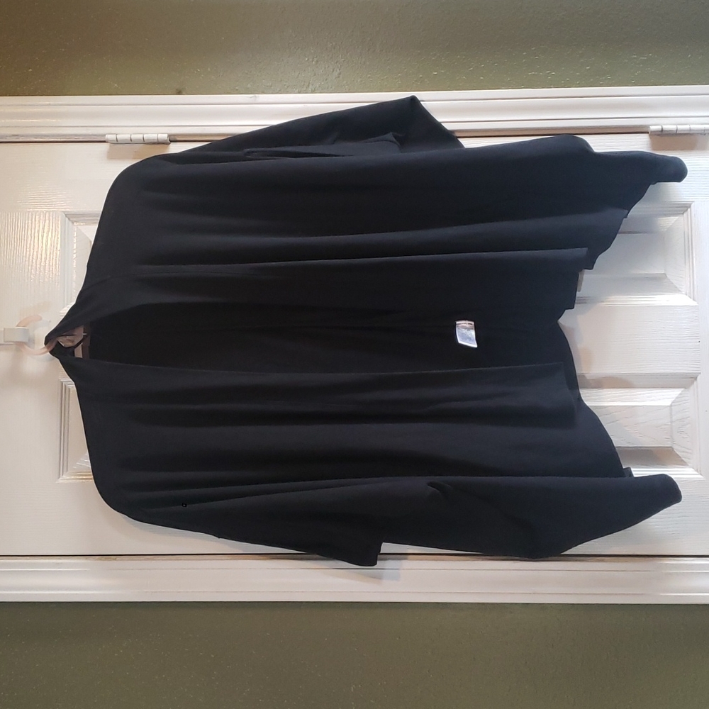 Black shrug